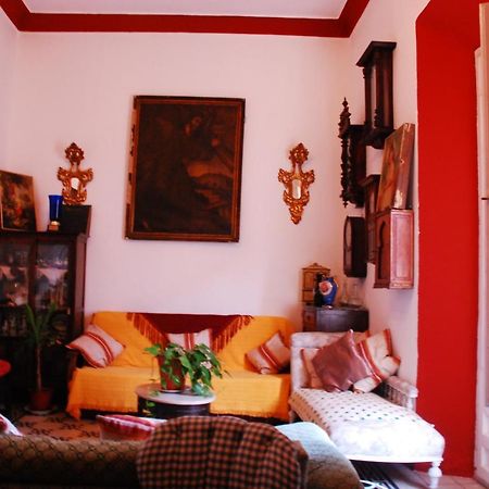 مالقة Hostel Patio 19 المظهر الخارجي الصورة