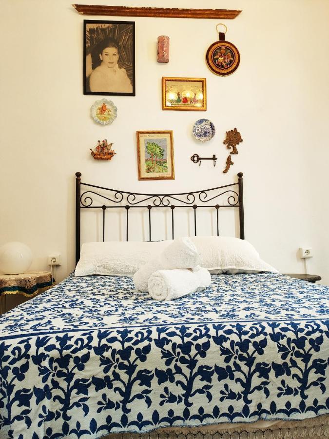 مالقة Hostel Patio 19 المظهر الخارجي الصورة