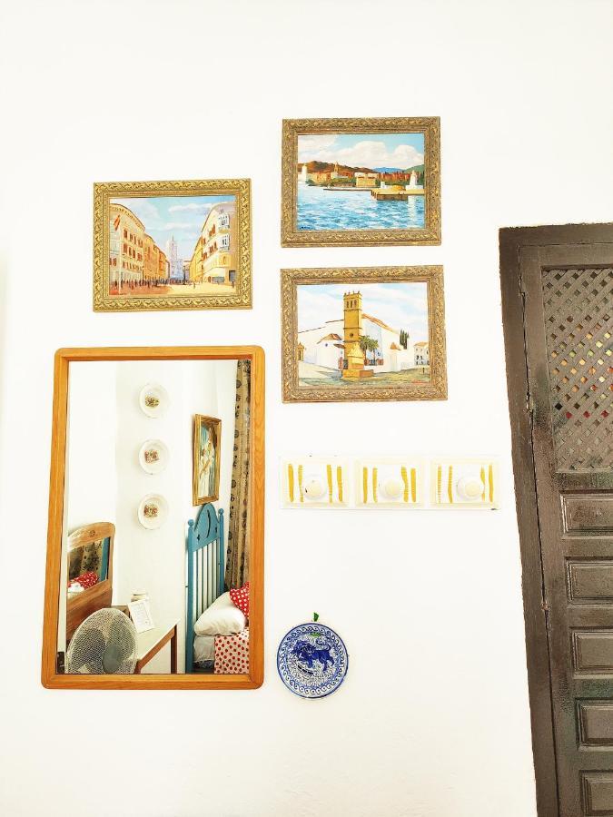 مالقة Hostel Patio 19 المظهر الخارجي الصورة