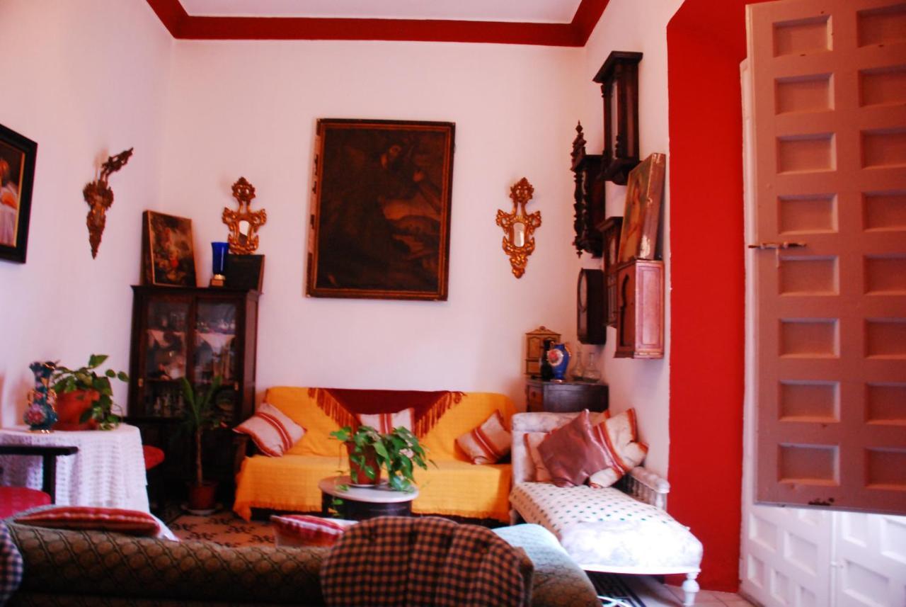 مالقة Hostel Patio 19 المظهر الخارجي الصورة