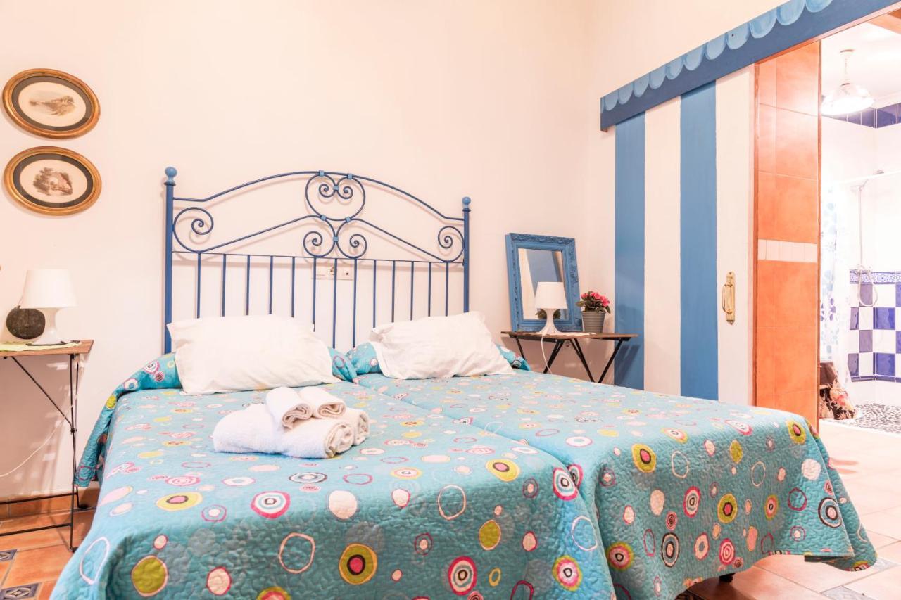مالقة Hostel Patio 19 المظهر الخارجي الصورة