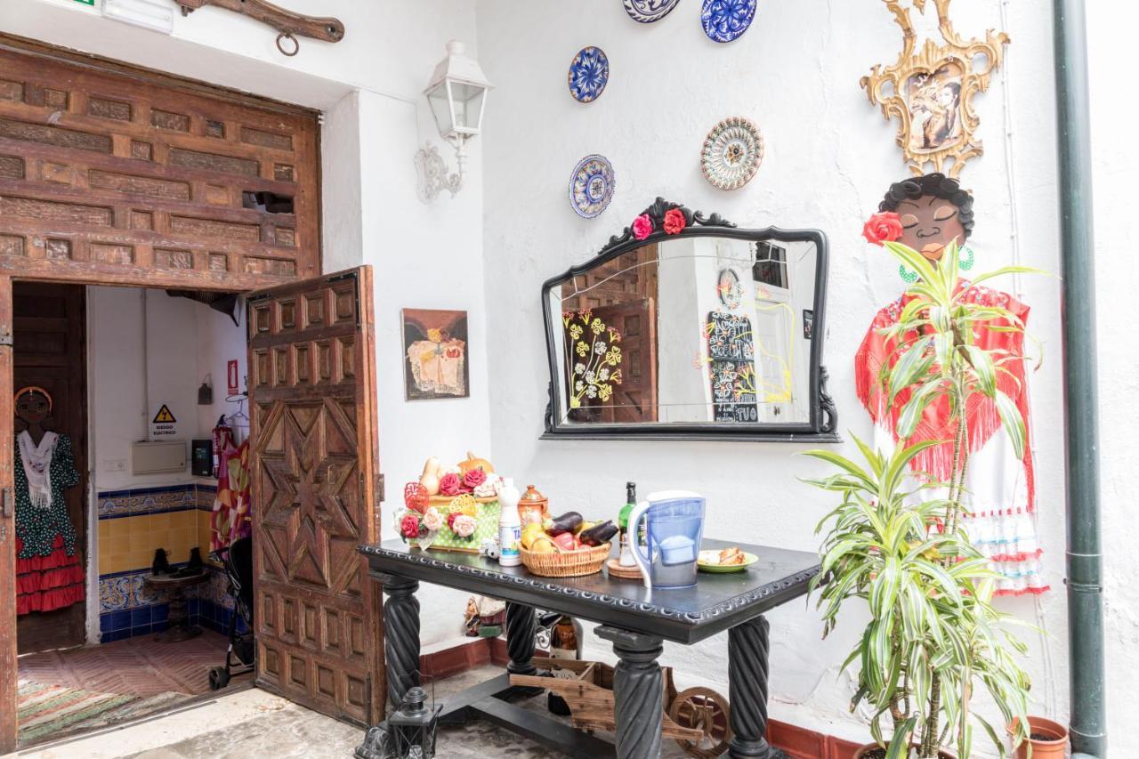 مالقة Hostel Patio 19 المظهر الخارجي الصورة