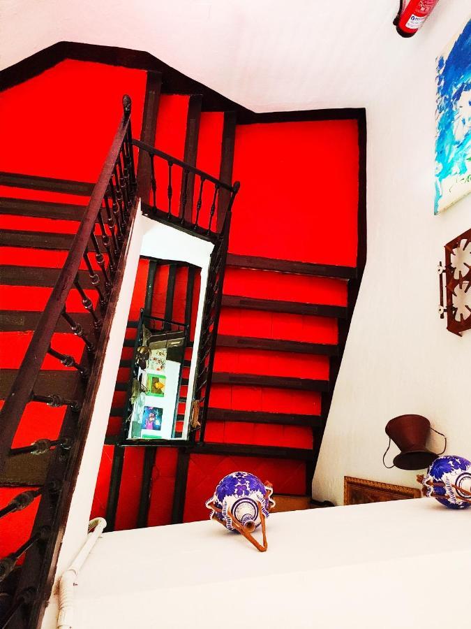 مالقة Hostel Patio 19 المظهر الخارجي الصورة